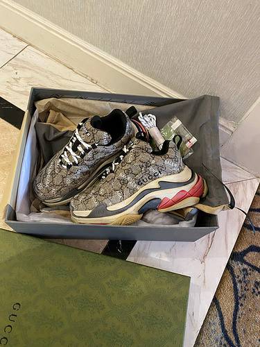 Picture of Balenciaga Shoes Women _SKUfw106781726fw